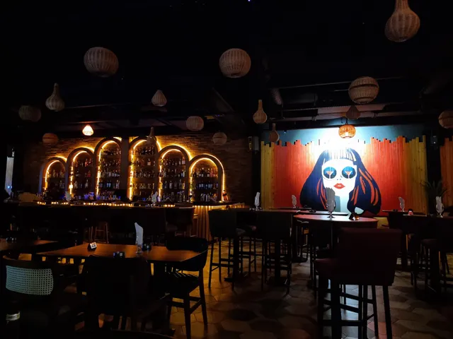 Poseidon Bar & Restaurant- پۆسایدن باڕ