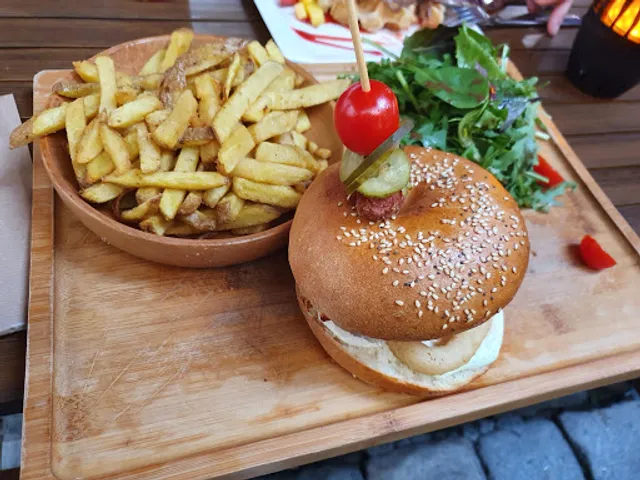 Café des Antiquaires