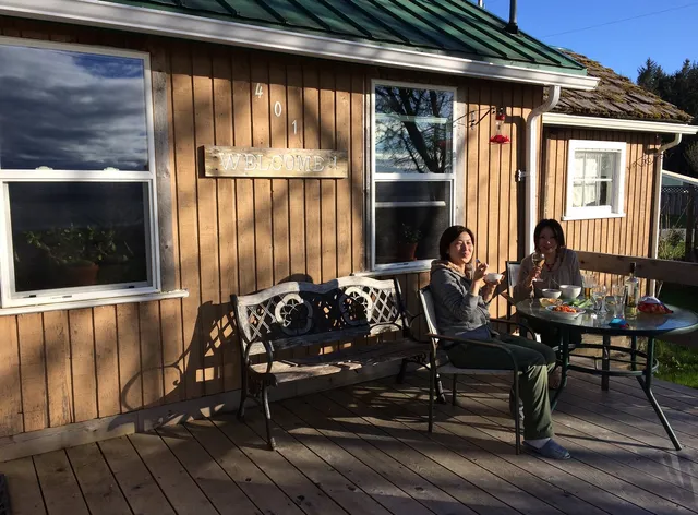 Bayview Garden - Oceanfront Guest House