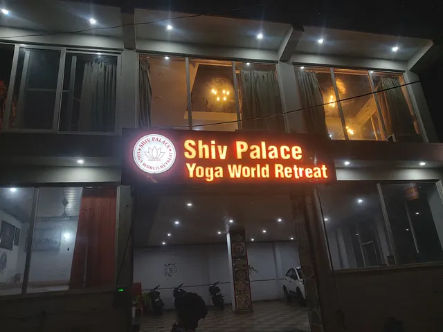 Hotel shiv palace yoga world Retreat