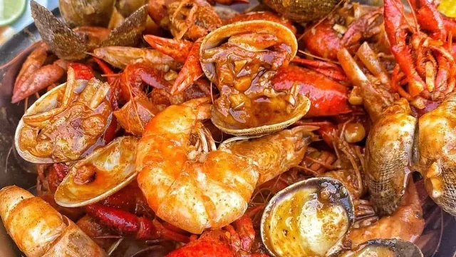 The Kickin’ Crab Mesquite