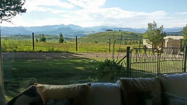 37 Valley View Cottage