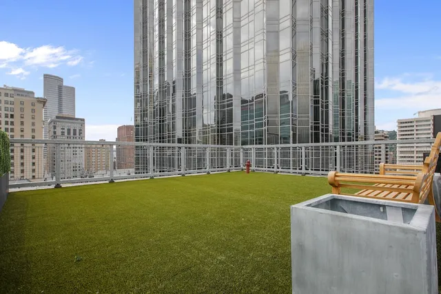 Etage Executive Living