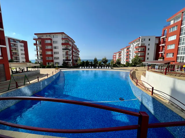 Marina Fort Beach Apartments