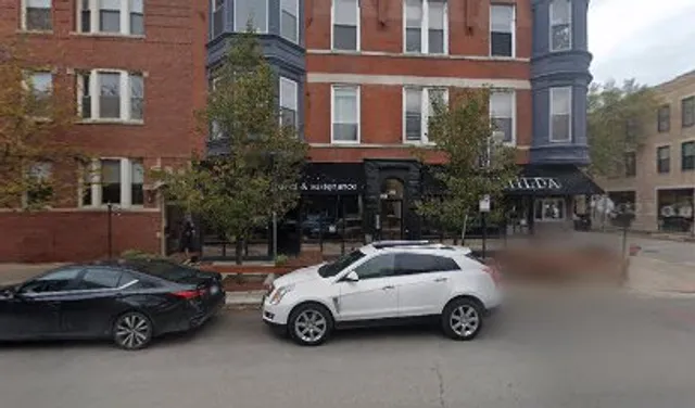 3101 N Sheffield Ave