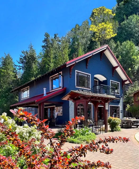 Artisan Suites on Bowen