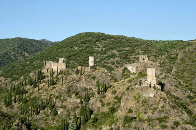 Les Quatre Châteaux de Lastours