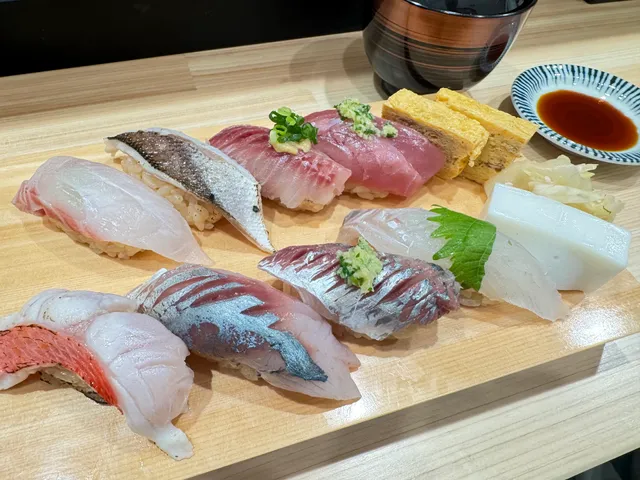 すし海攻 小田原漁港