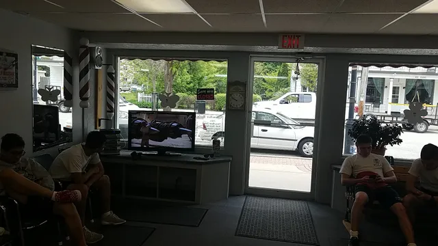 Okauchee Barber Shop