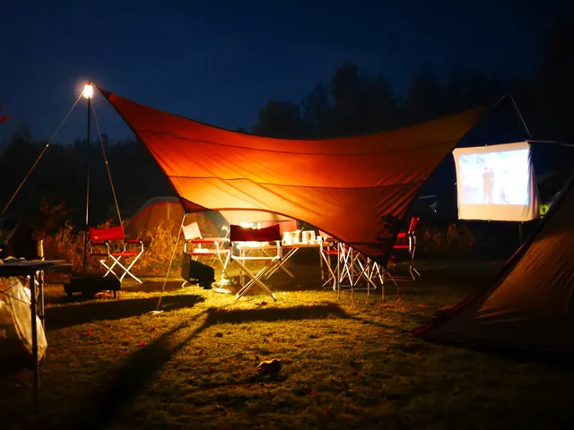 無印良品嬬恋キャンプ場 ボートハウス