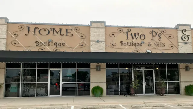 Two P's & Calli's Boutique