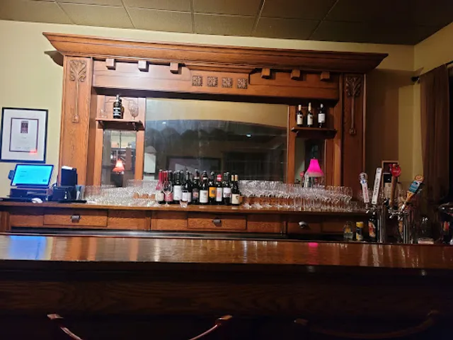 Lupo Fine Food and Wine