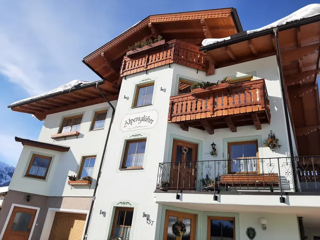 Haus Alpenglühn