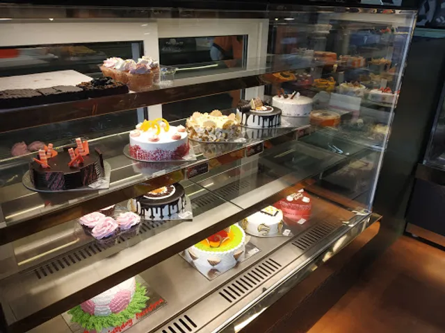 Ribbons and Balloons - Vamanjoor