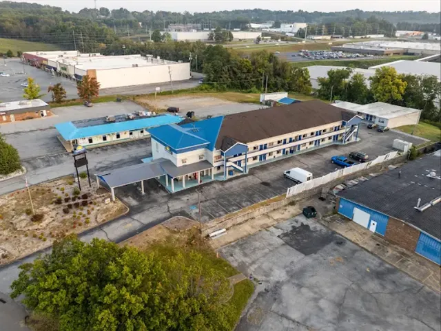 Days Inn by Wyndham Greeneville