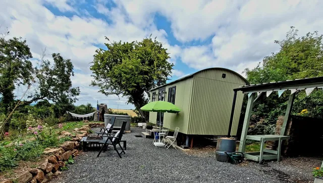 Lower Carterspiece Farm Cottages
