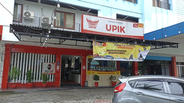 Warung Padang UPIK @ A. Yani