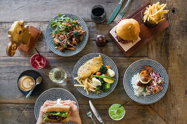 The Naked Duck Bond St