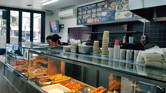 VN Wrap & Roll - Williamstown