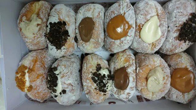 Chalidious Pastel Pastry