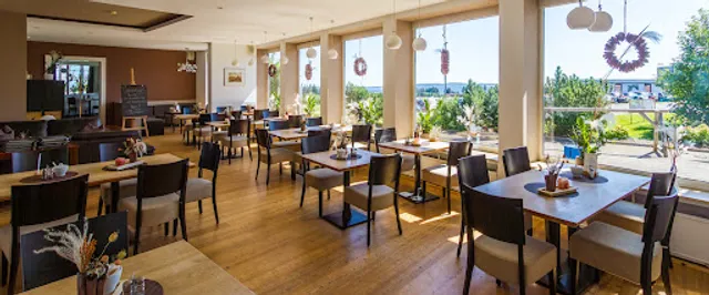 Hotel Restaurant Café Peterchens Mondfahrt