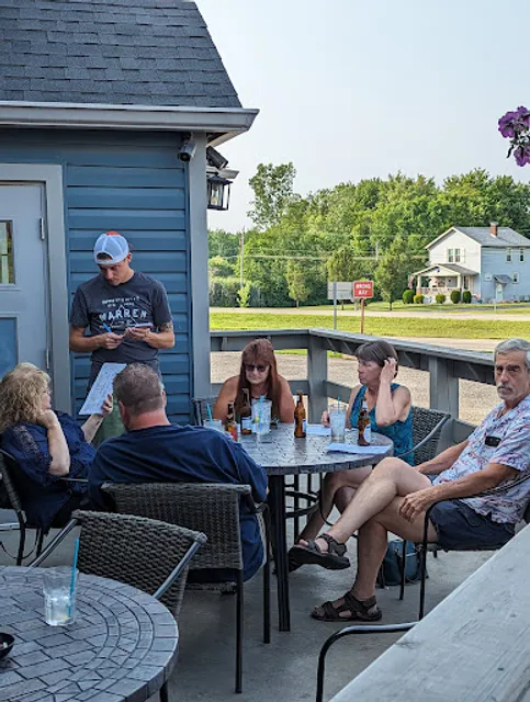 Crossroads Bar & Grill Inc