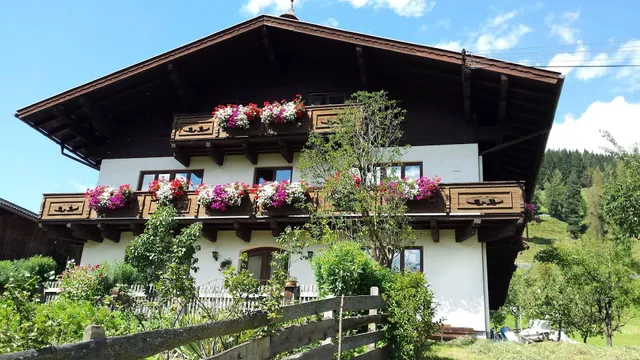 Bio Bauernhof Burglehen