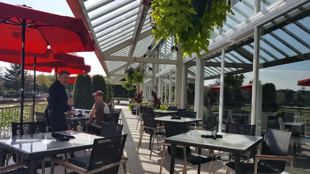 Prestons Restaurant + Lounge Chilliwack