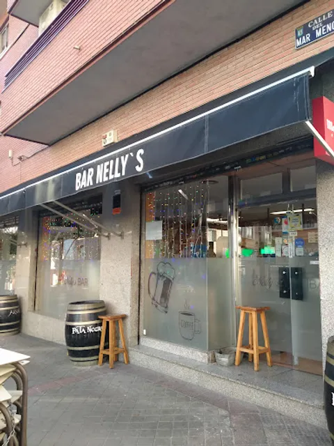 Nelly' Bar