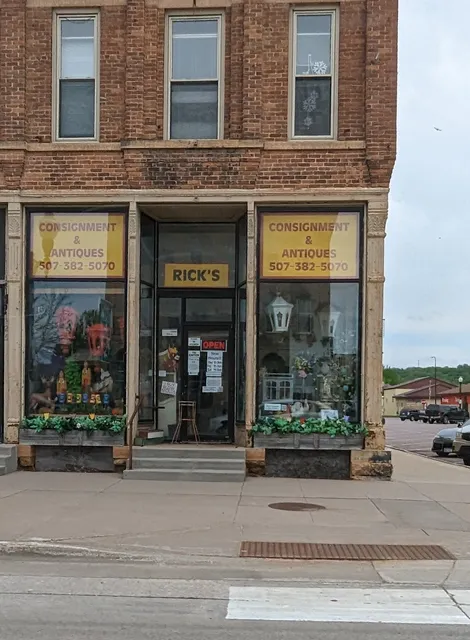 Ricks Consignment & Antiques