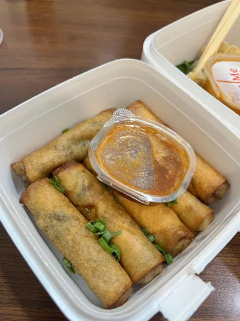 Noshi - Yum Asian Delivery