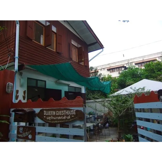 Bluefin Guesthouse