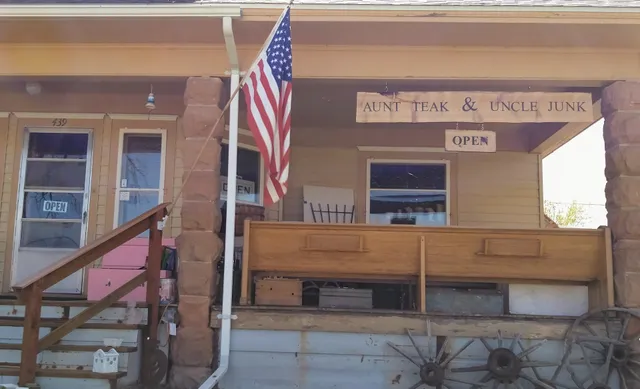 Aunt Teak and Uncle Junk