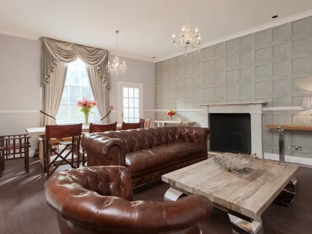 City Retreat Edinburgh