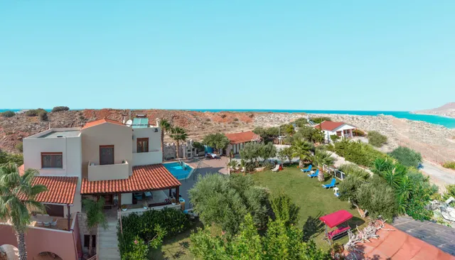 Luxury Villa Karteros