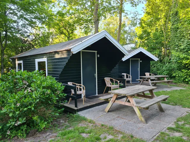 Natuurbad en Camping Engelbert (Groningen) (ook trekkershutten)