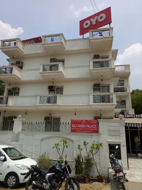 OYO 5919 Hotel Rajvansh Palace