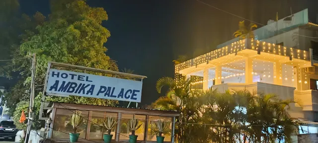 Hotel Ambika Palace