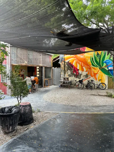 Sunday Pop-up Market