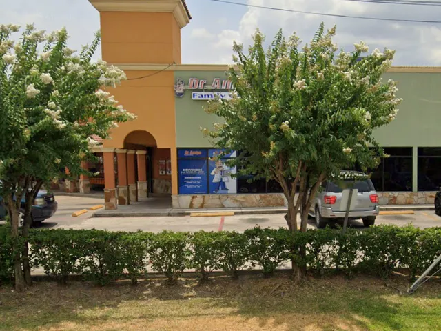 Dr. Amigo Family Clinic