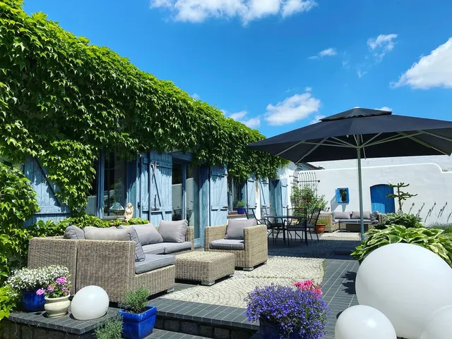 Queen’s Garden Dom Nad Stawem