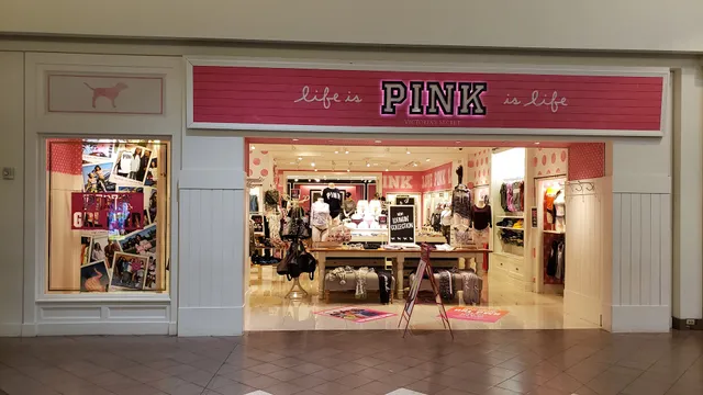 Victoria's Secret & PINK