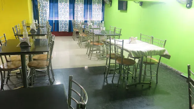 Light Moon Kitchen A/C Family Restaurant