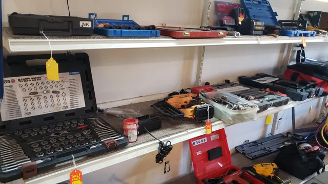 28 Red Jewelry & Loan