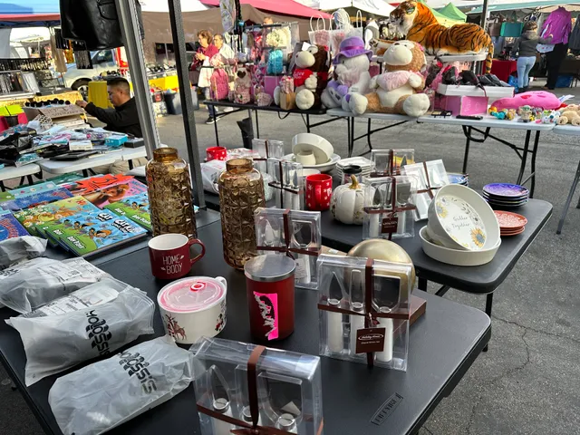 Commerce Open Air Market