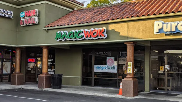 Magic Wok