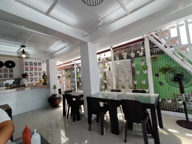 Kuya sonny's restaurant