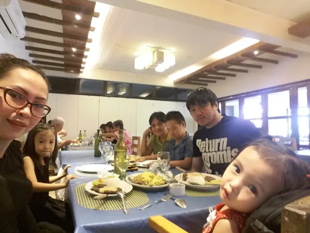 Skillets And Grill Sa B.F. Resort