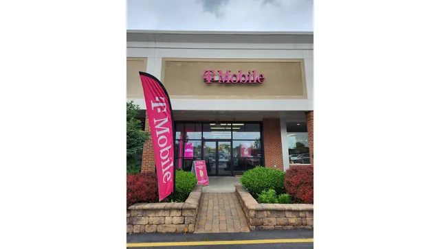 T-Mobile Authorized Retailer