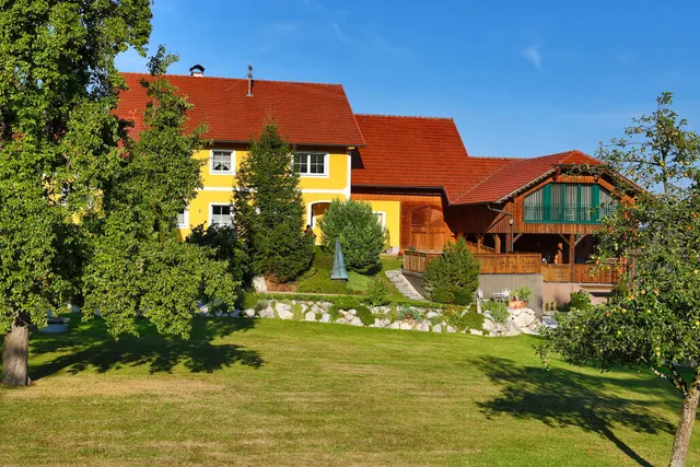 Ferienwohnungen Hanetseder